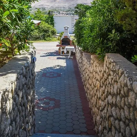 Marija * Pag Town