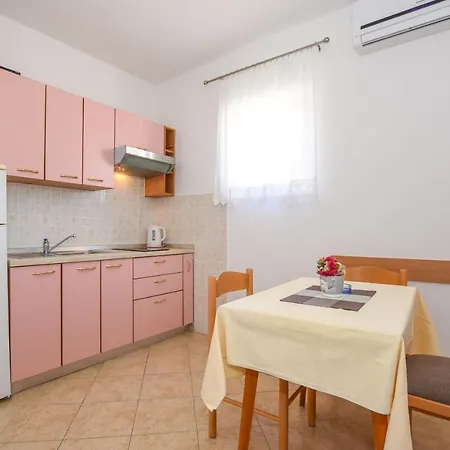 Apartamento Marija Pag Town