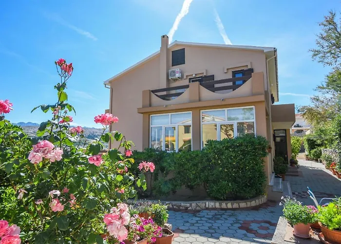 Marija Apartment Pag Town