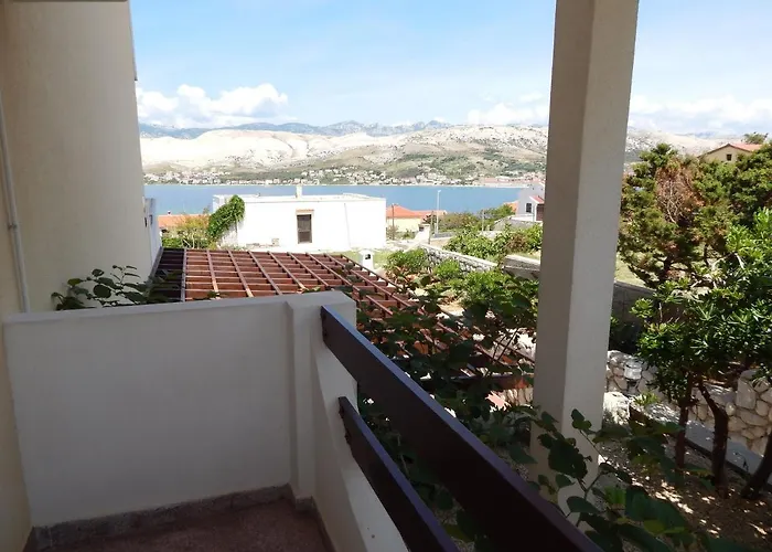 Marija Apartman Pag Town