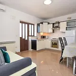 Apartamento Marija Pag Town